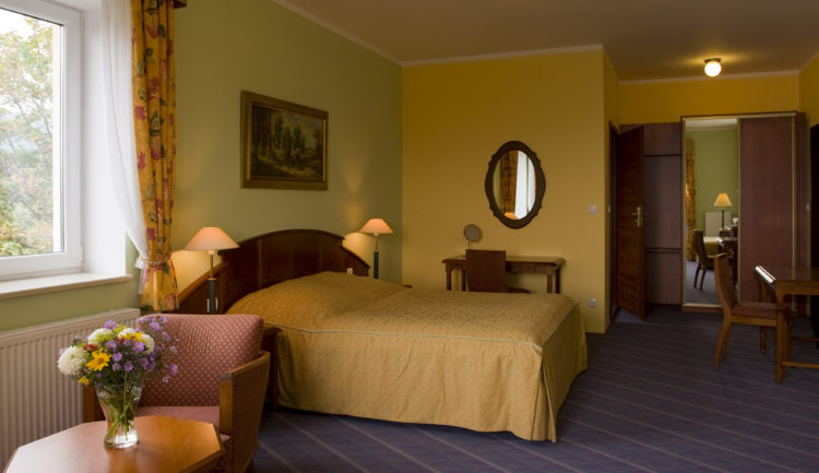 Doppelbettzimmer
